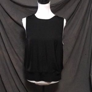 Sleeveless blouse